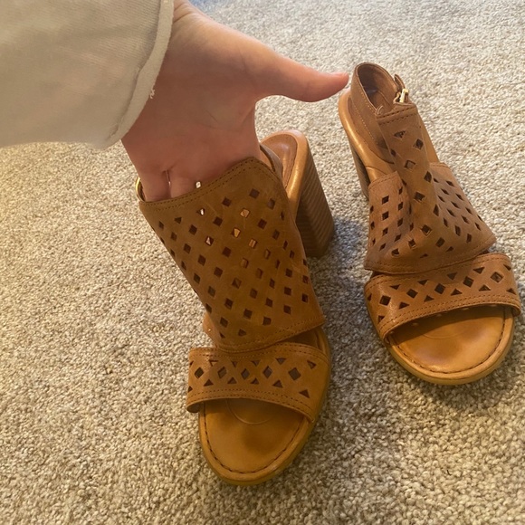 Born Havana Perforated Soft Sole Heels - Picture 2 of 4